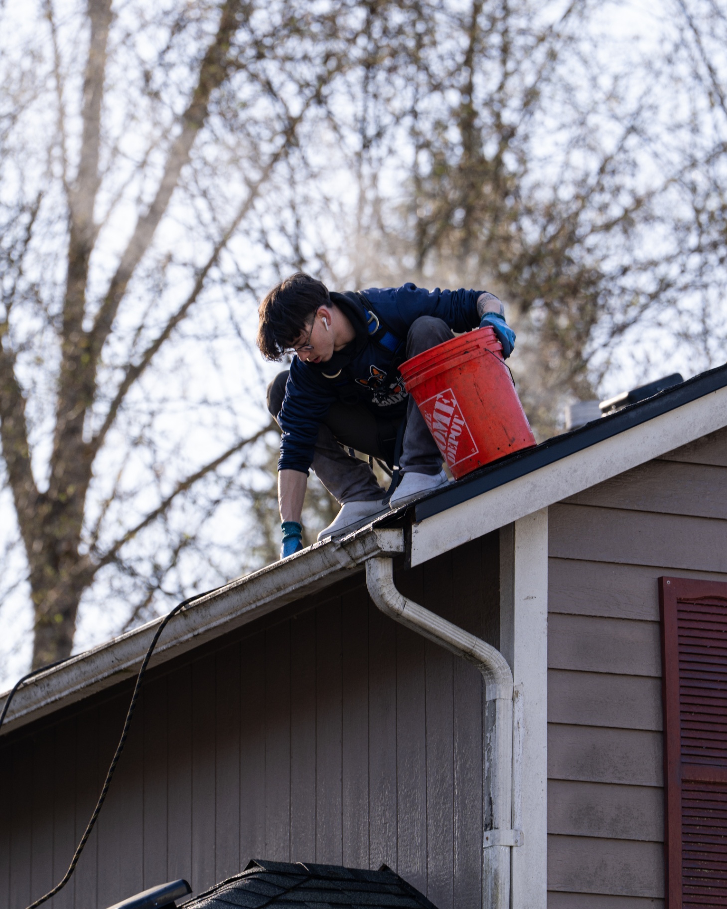 Gutter Cleaning. Sound Exterior Solutions in Kitsap County